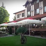 Hotel Ivelia 3*