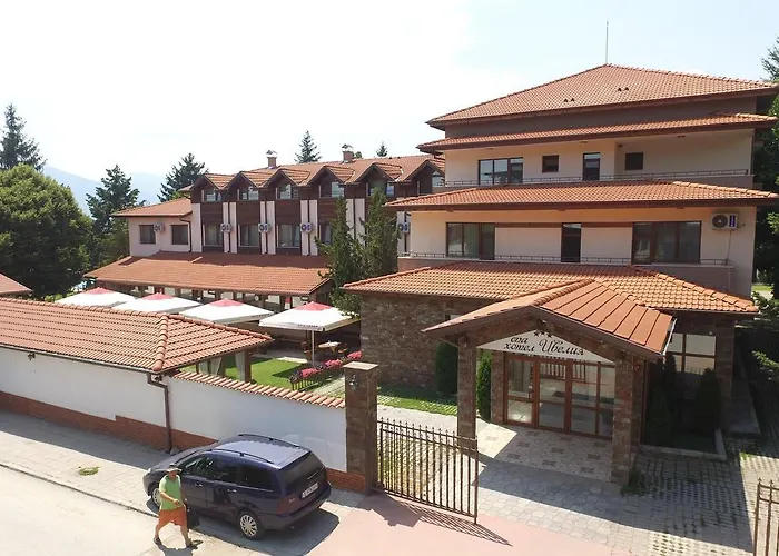 Hotel Ivelia 3*